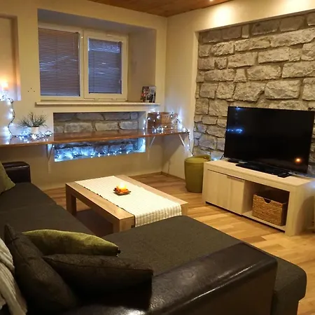 Apartament Trendy • City Flat W/kitchenette Tallin